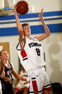 爱游戏体育在线赛事-中超赛季开局成绩与赛季末成绩对比，中超新赛季规则争冠和降级