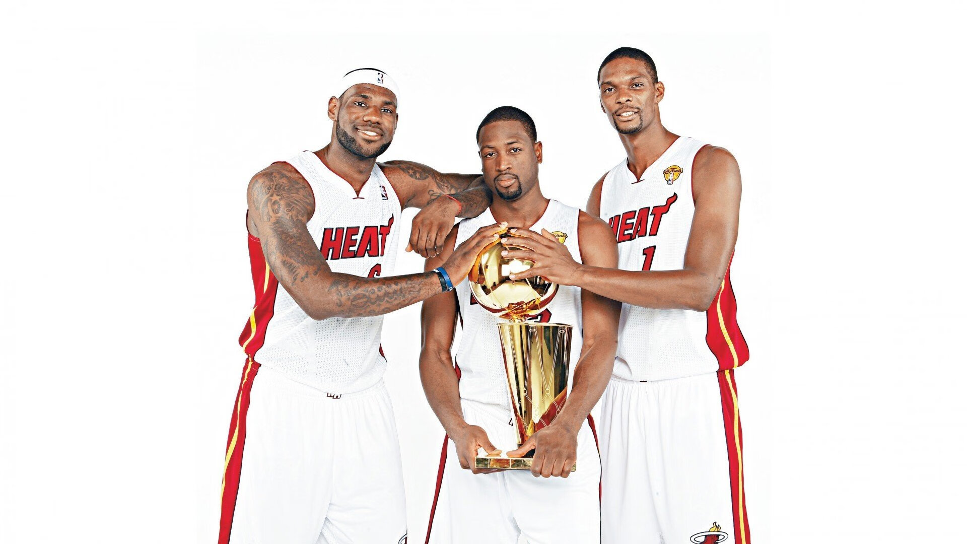 战术创新！球队应对激烈压力的秘密武器！，球队战术打法